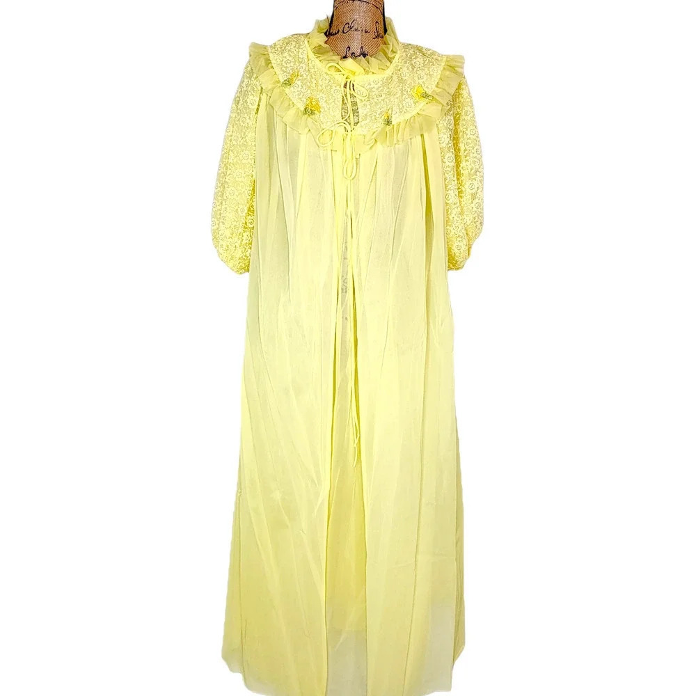 Vintage 60 70s Matching Peignoir Lace sheer Chiffon Set Size Large Medium Yellow